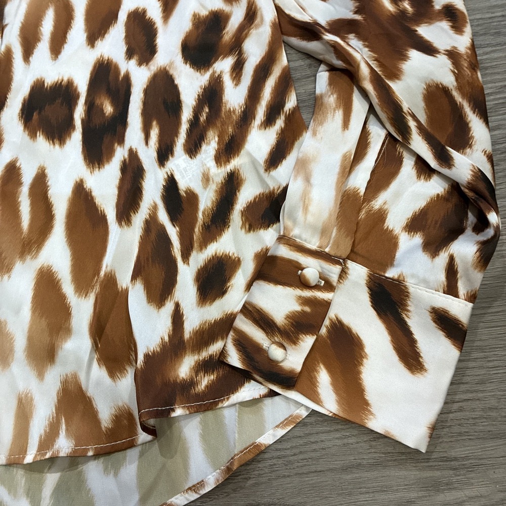 Zara Sheer Satin Animal Print Button Up Collared Blouse | Size XL | NWOT - Picture 2 of 6